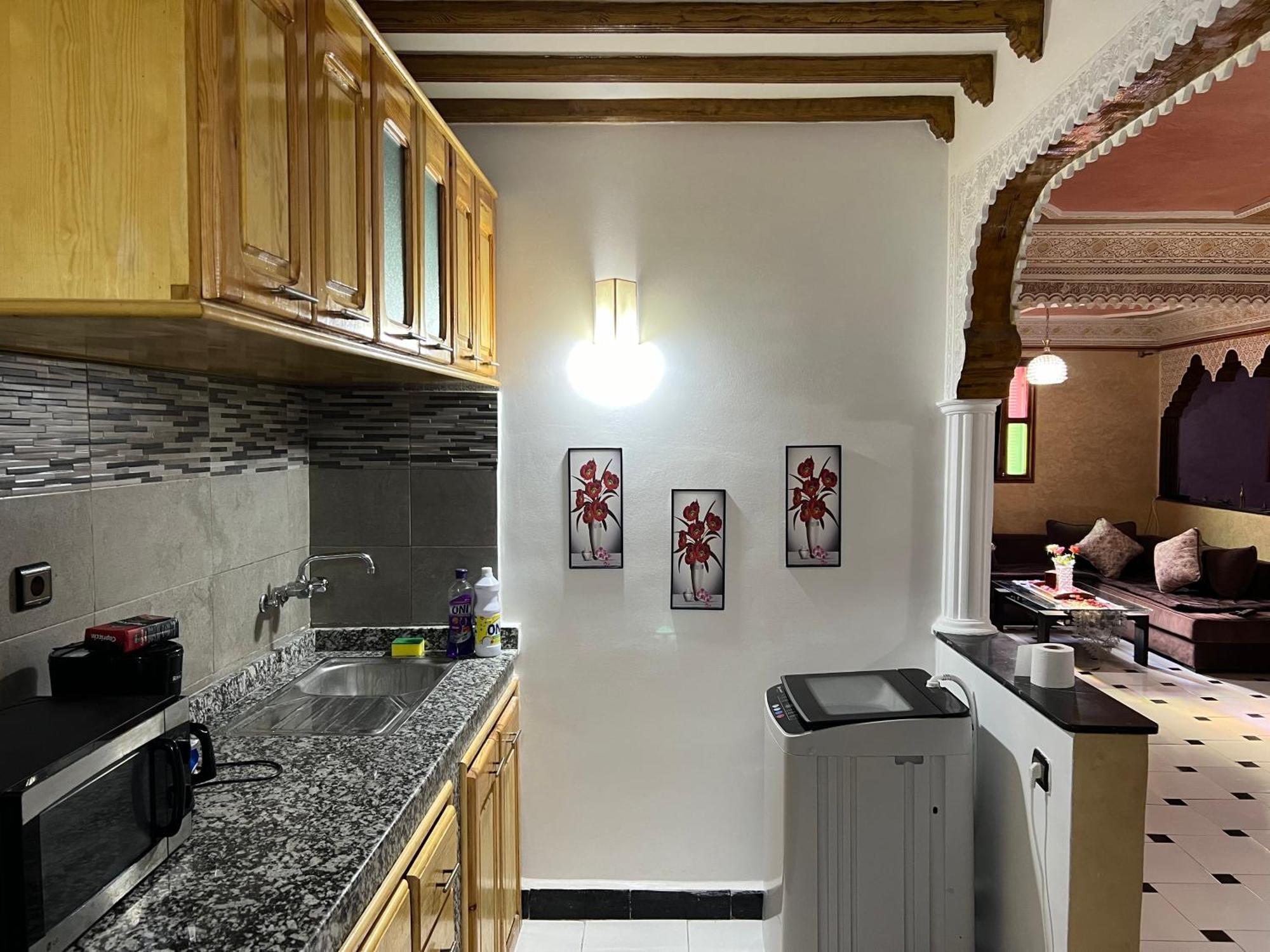 Red House Apartment Essaouira Bagian luar foto