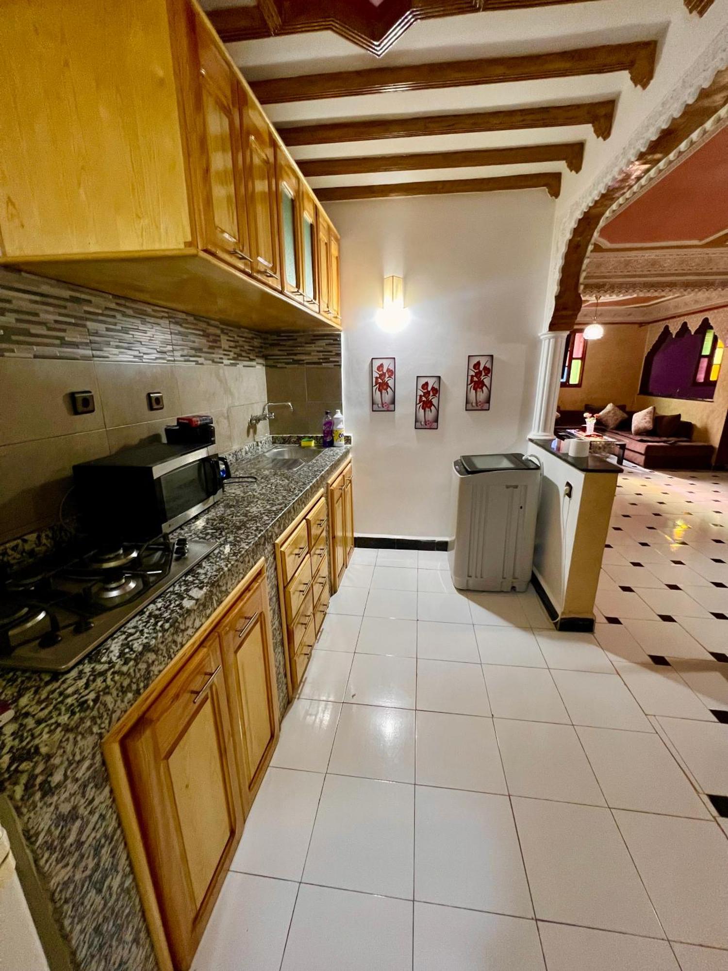 Red House Apartment Essaouira Bagian luar foto